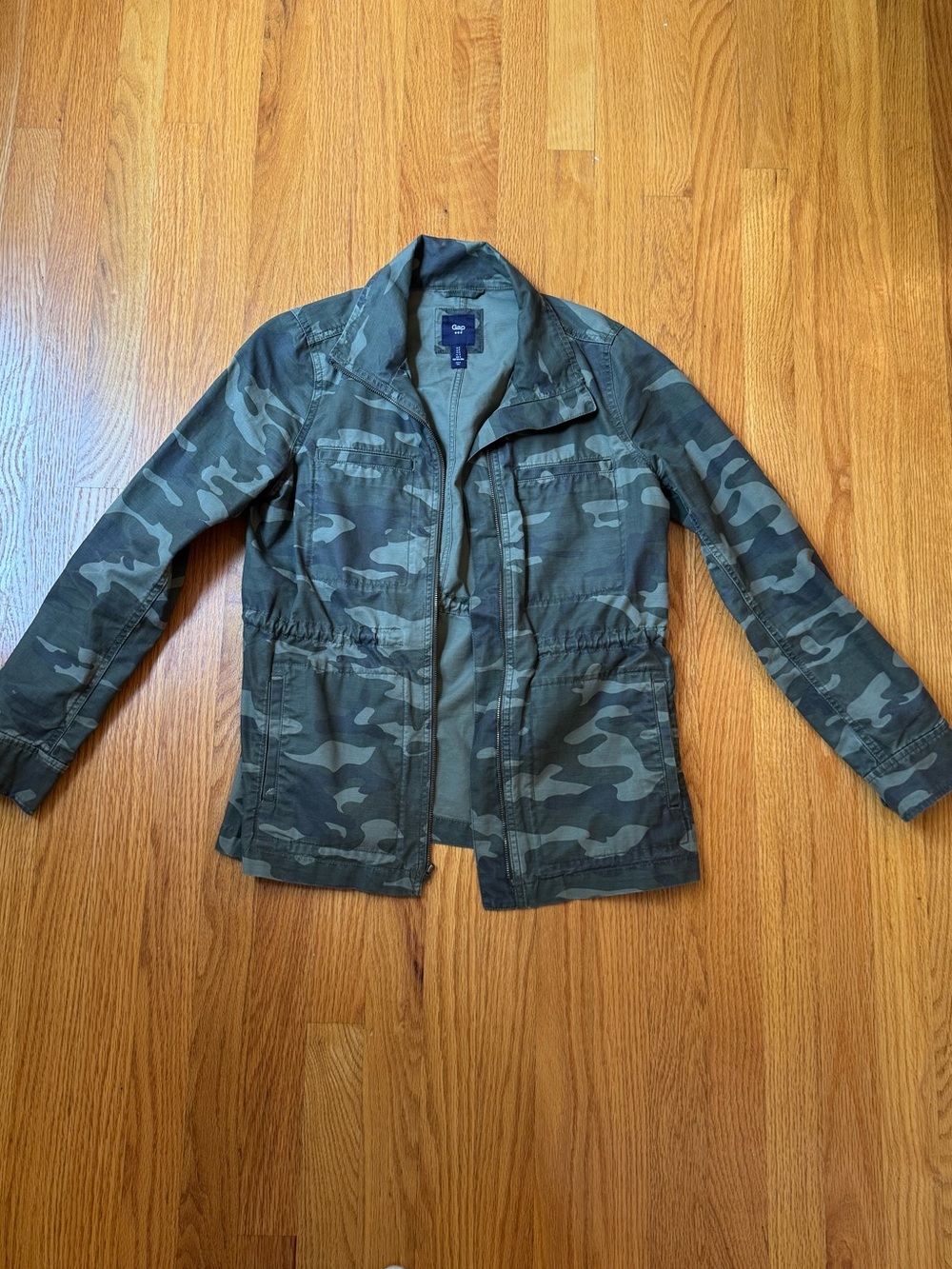 Gap Camo Drawstring Jacket Women’s Size Small